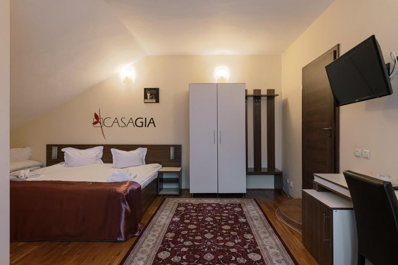 Pension Casa Gia Cluj-Napoca Eksteriør billede